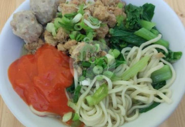 Mie Ayam & Bakso Mekarsari: Kenikmatan yang Menggoda di Jantung Cilacap
